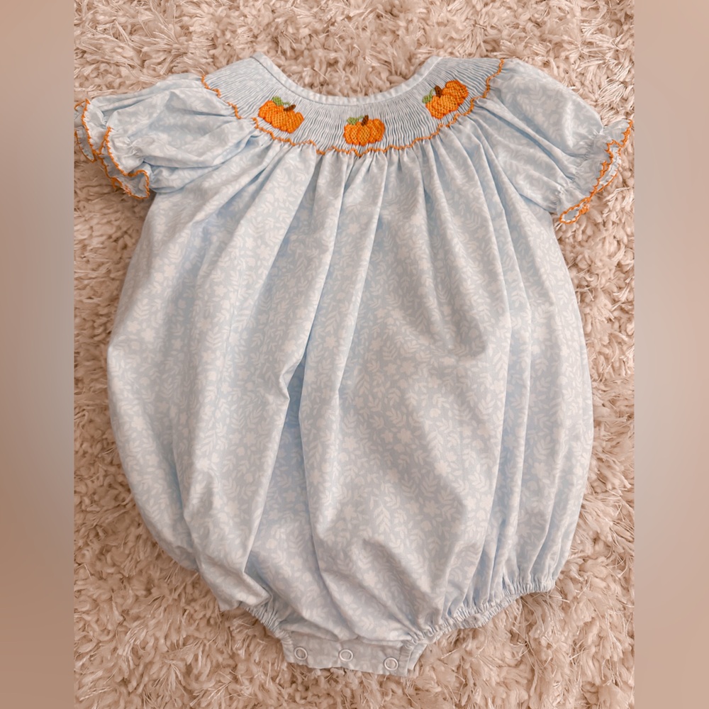 Smocked Pumpkin Bubble